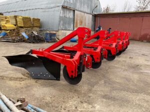 плуг канавочный